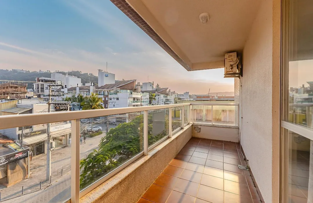 Apartamento a 50m da Praia de Bombinhas-1